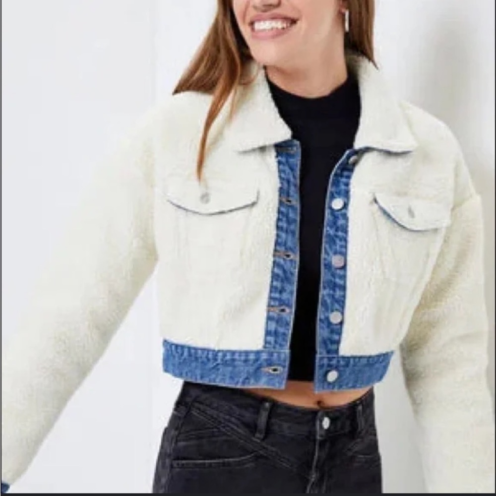 Pacsun Denim and shearling cropped jacket